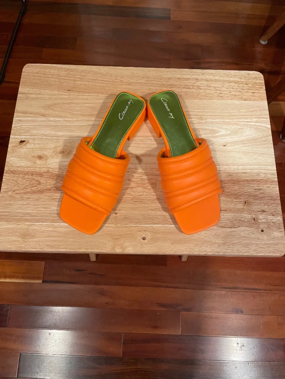 Sandals - Picture 1 of 5